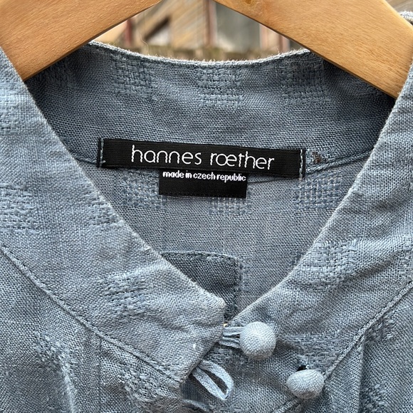 Linen High-Necked Prairie Blouse - Picture 2 of 6